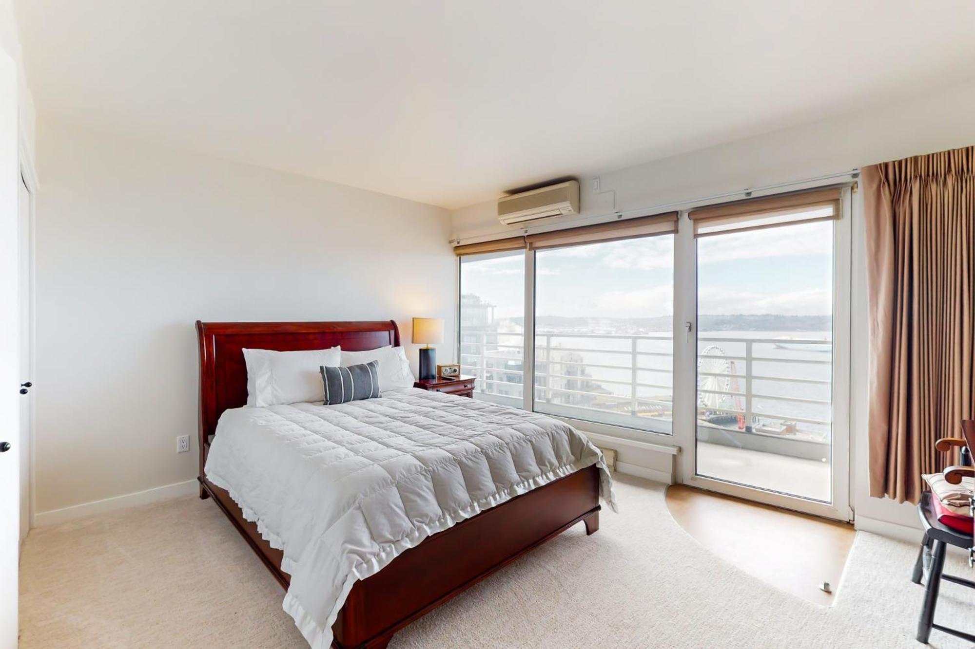 Pike Place Olympic View Apartment